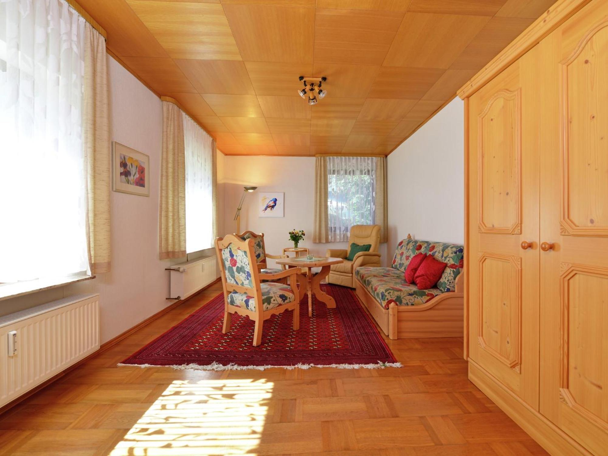 Quaint Apartment In Eimelrod Near Lake And Water Sports Willingen  Exterior photo