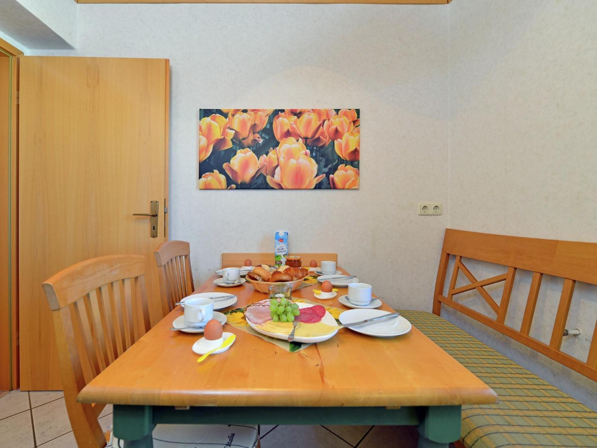 Quaint Apartment In Eimelrod Near Lake And Water Sports Willingen  Exterior photo