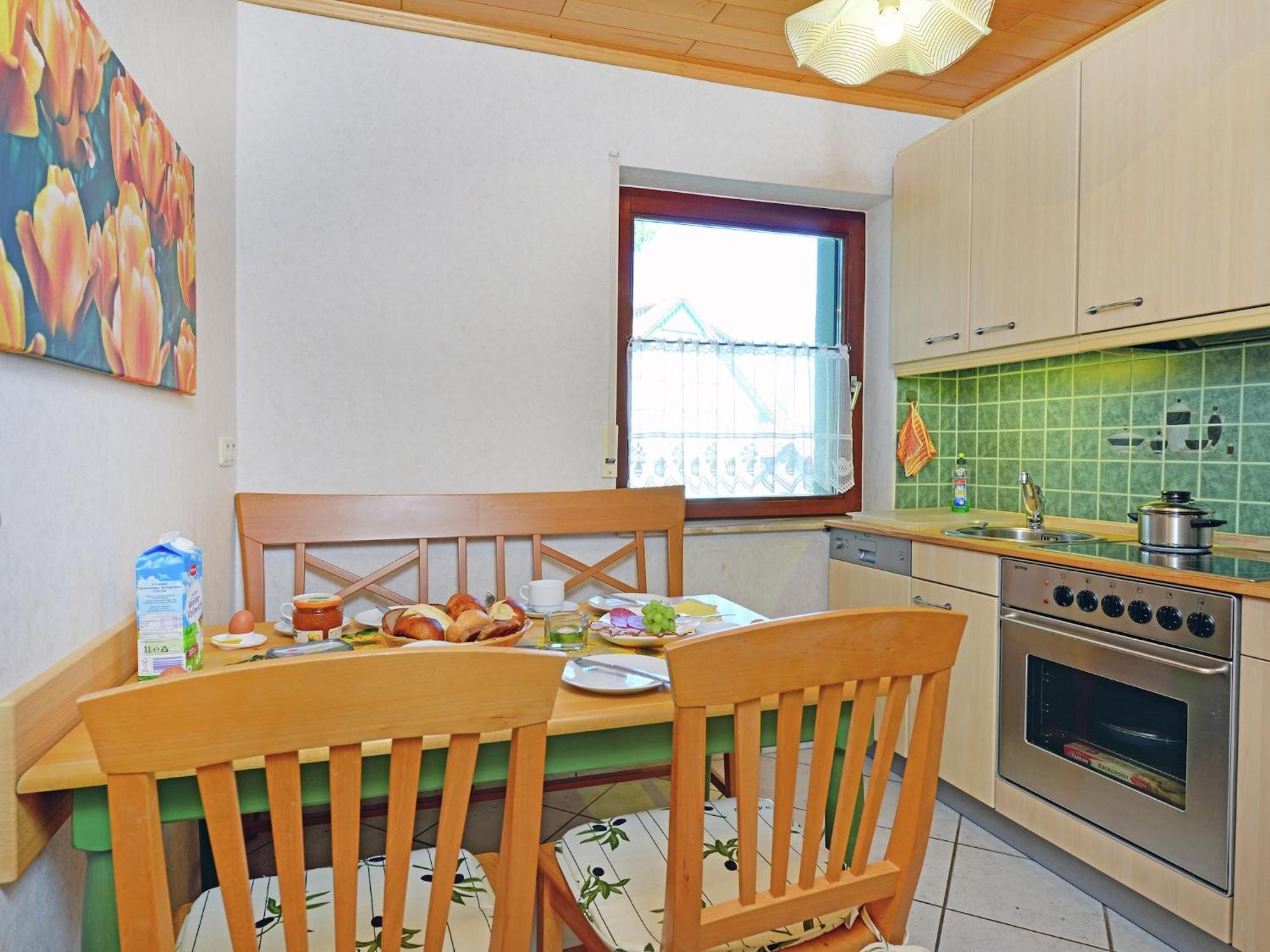 Quaint Apartment In Eimelrod Near Lake And Water Sports Willingen  Exterior photo